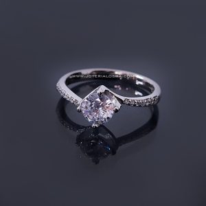 Anillo de Compromiso en Plata
