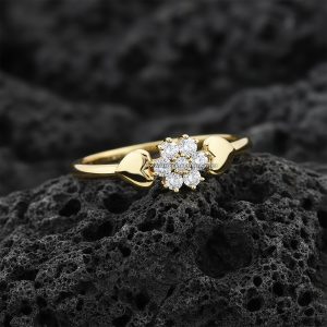 Anillo Promesa «Flor y Corazones» Clúster Floral con adornos Oro 18k