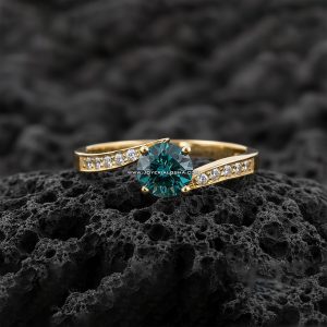 Anillo Solitario «Tanzanita Turquesa» Montura Bypass con Pavé Oro 18k