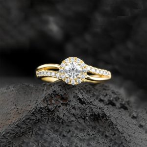 Anillo Solitario «Doble Banda Entrelazada Halo Pavé» Oro 18k