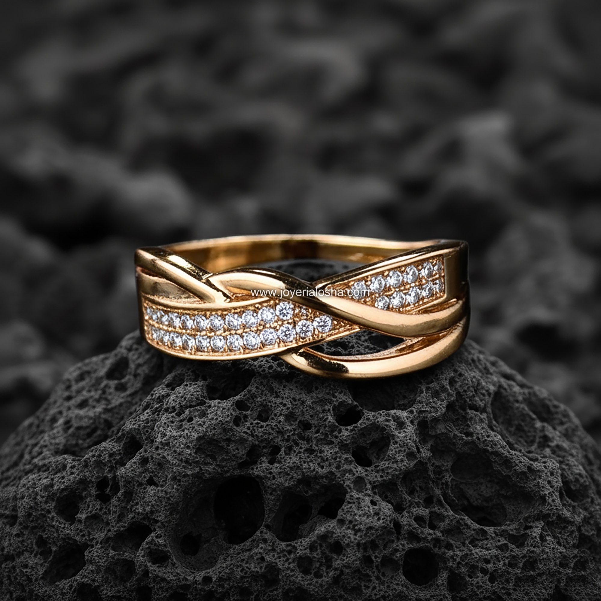 Anillo Ancho "Doble Banda Entrelazada Pavé" Oro 18k