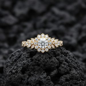 Anillo Cluster «Flor de Hoja Marquesa Pavé» Oro 18k