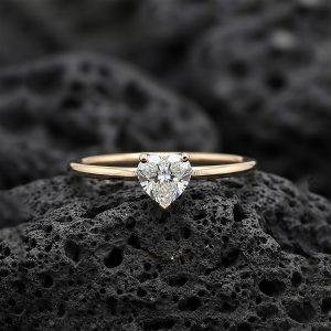 Anillo Solitario Corazón «Banda Ultra Fina» Oro Rosa 18k