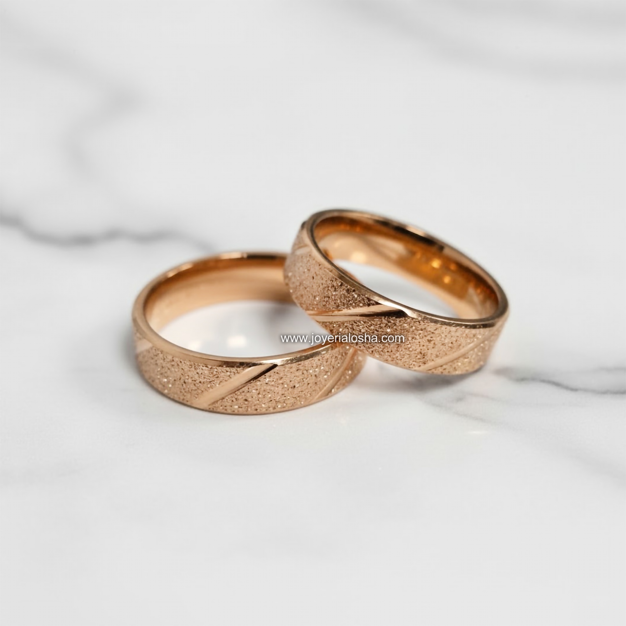 Aros Sand & Light Gold