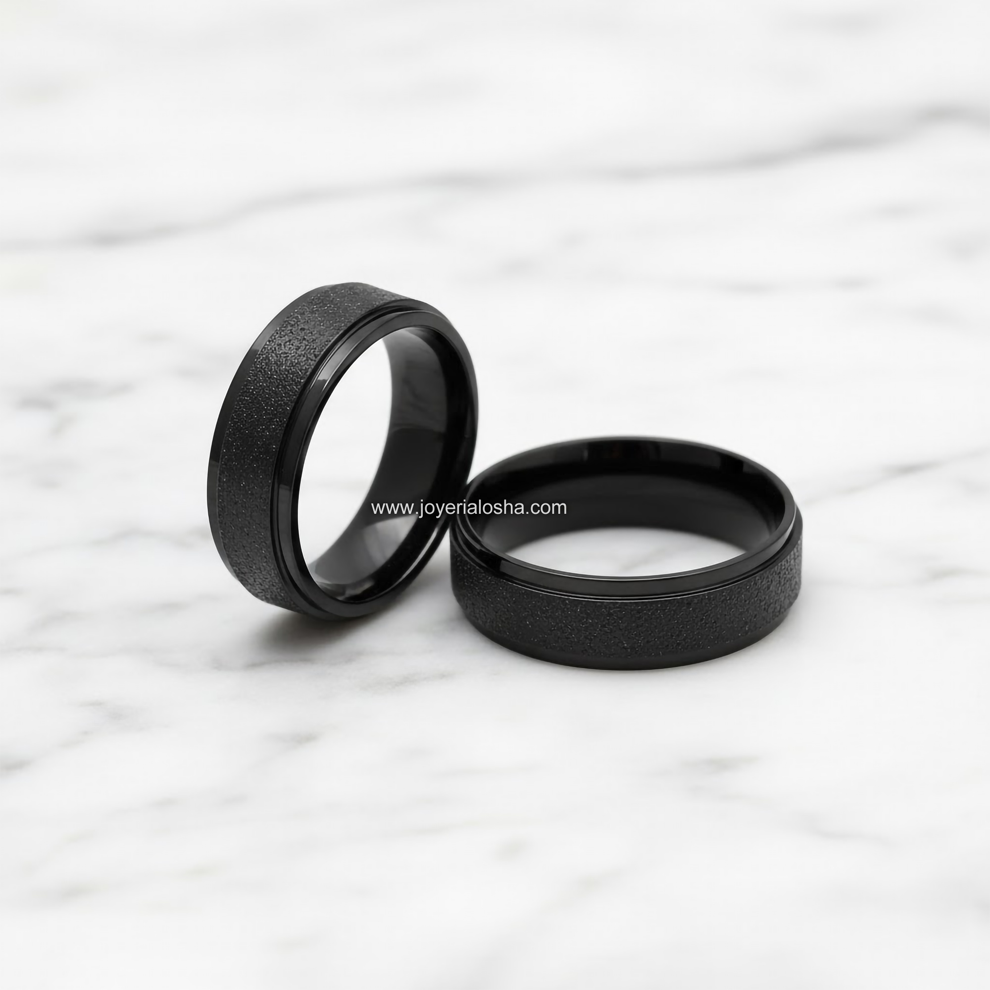 Aros Black Sand Monolith