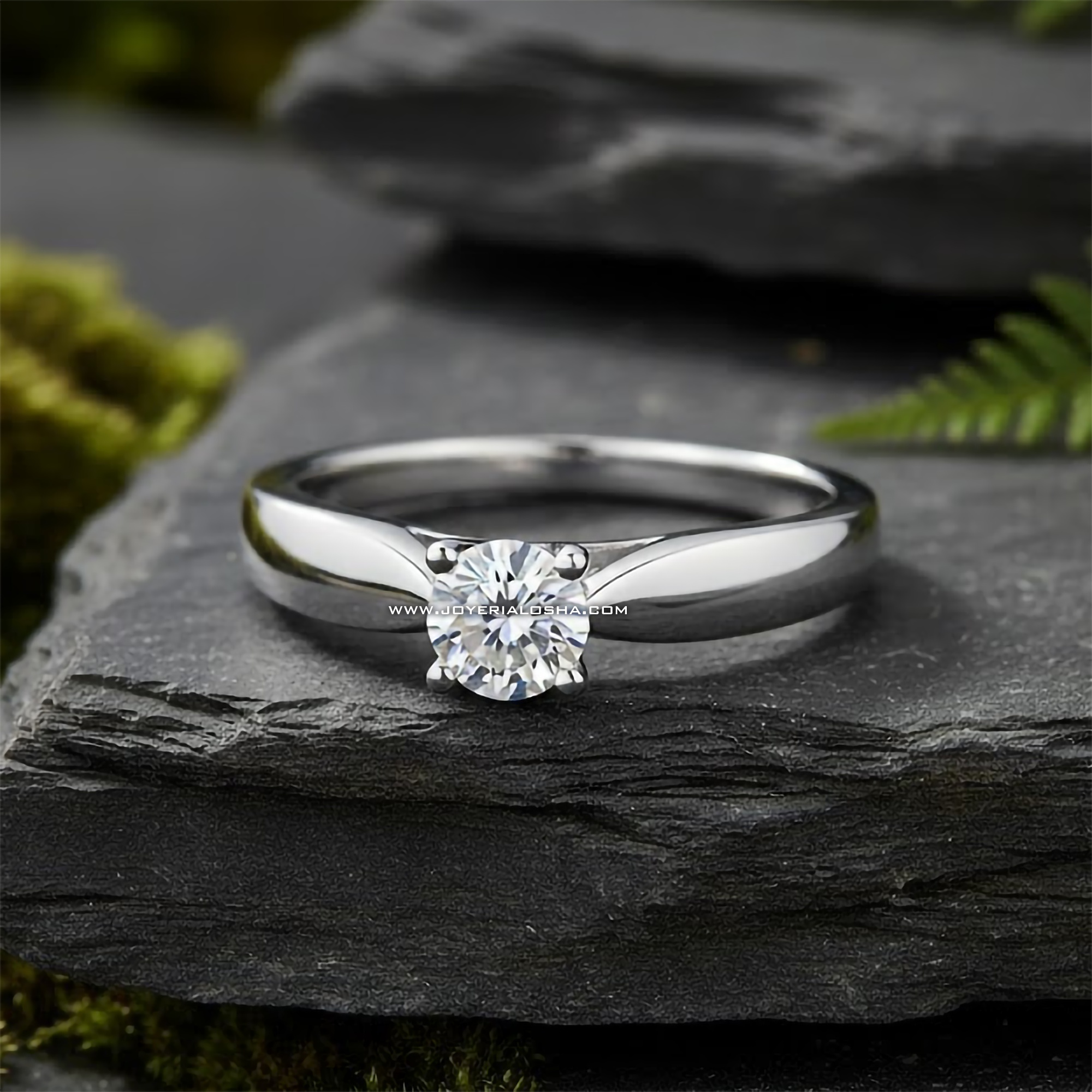 Anillo Solitario "Esplendor Puro"