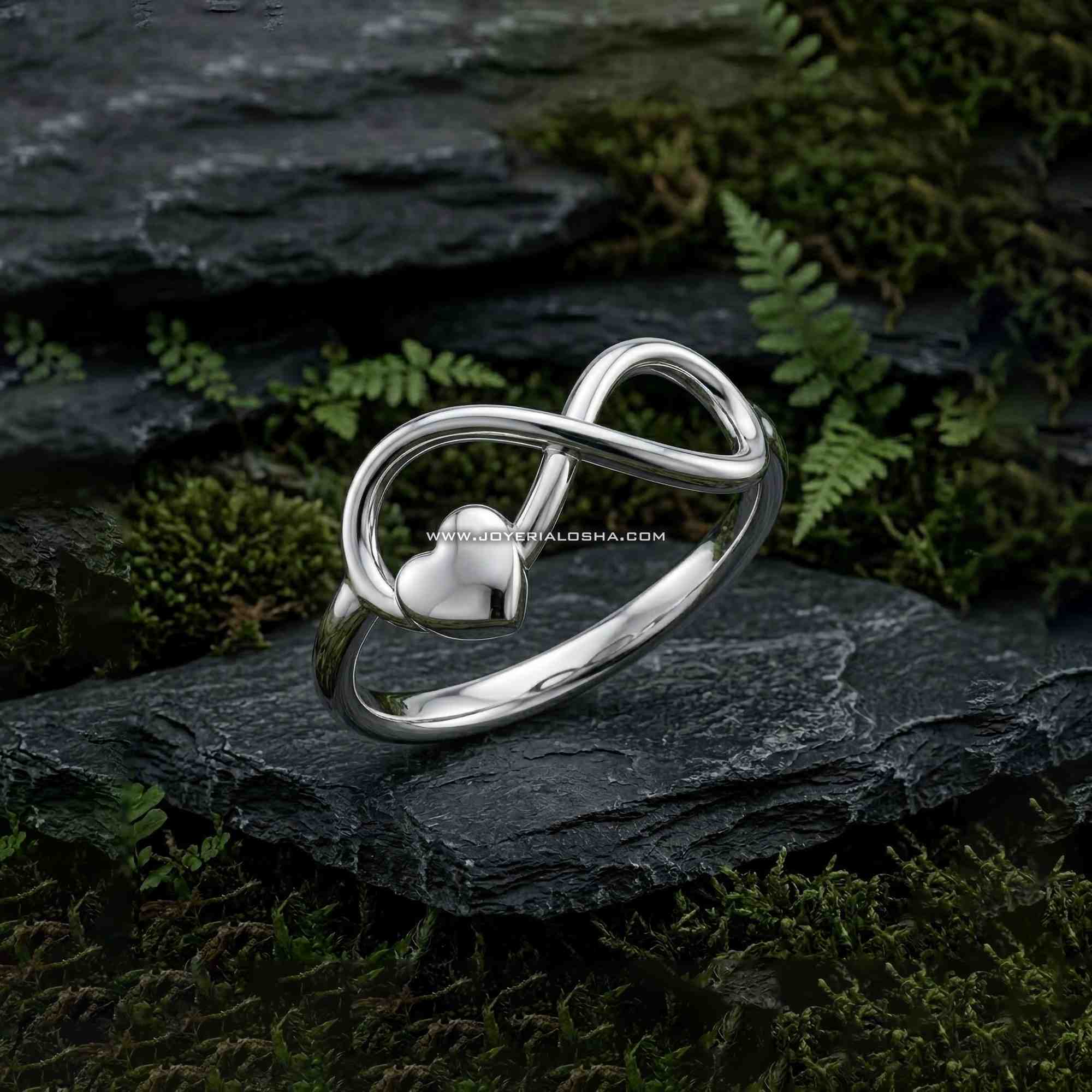 Anillo Corazón Eterno de Plata Ley .925