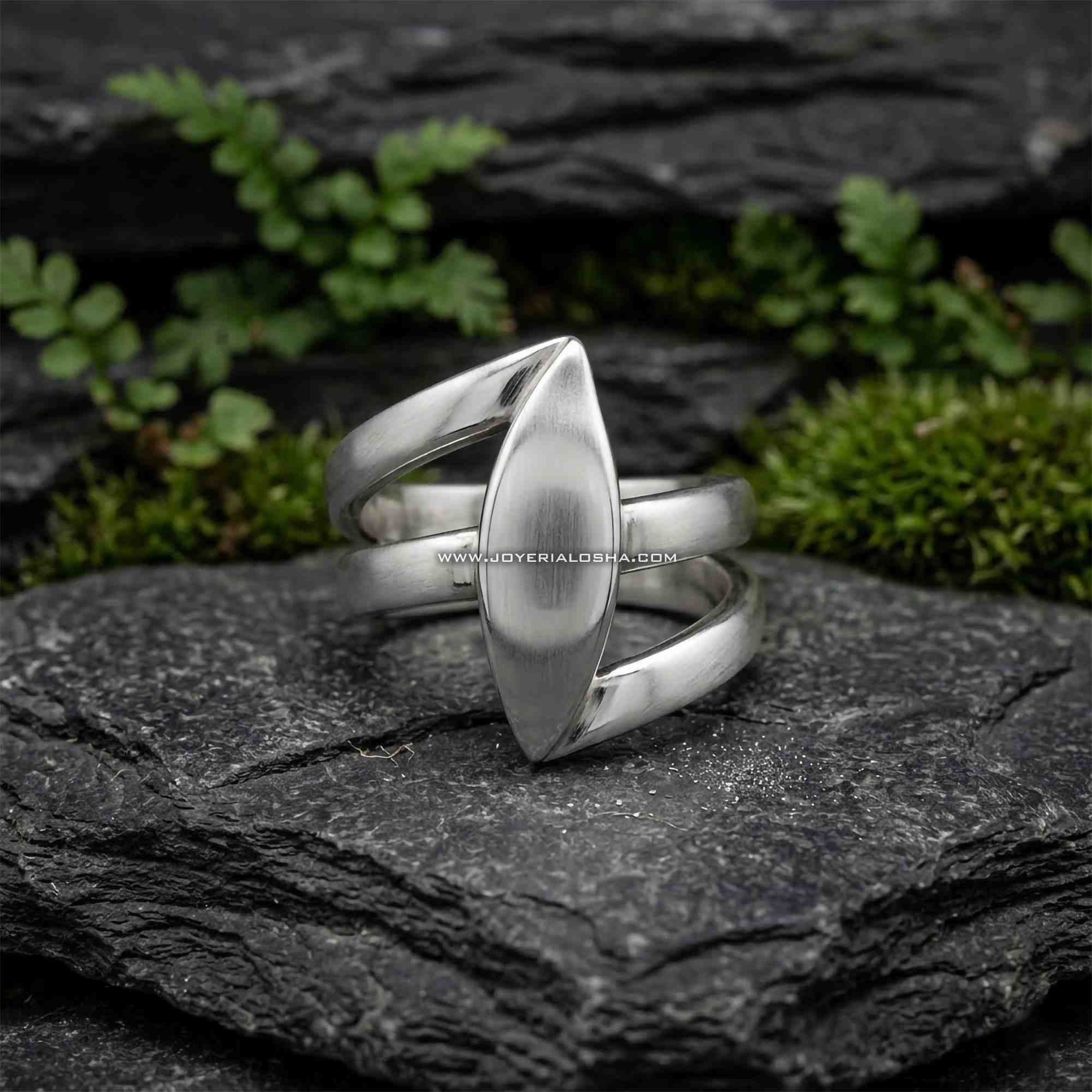 Anillo "Marquise Bold" en Plata .925