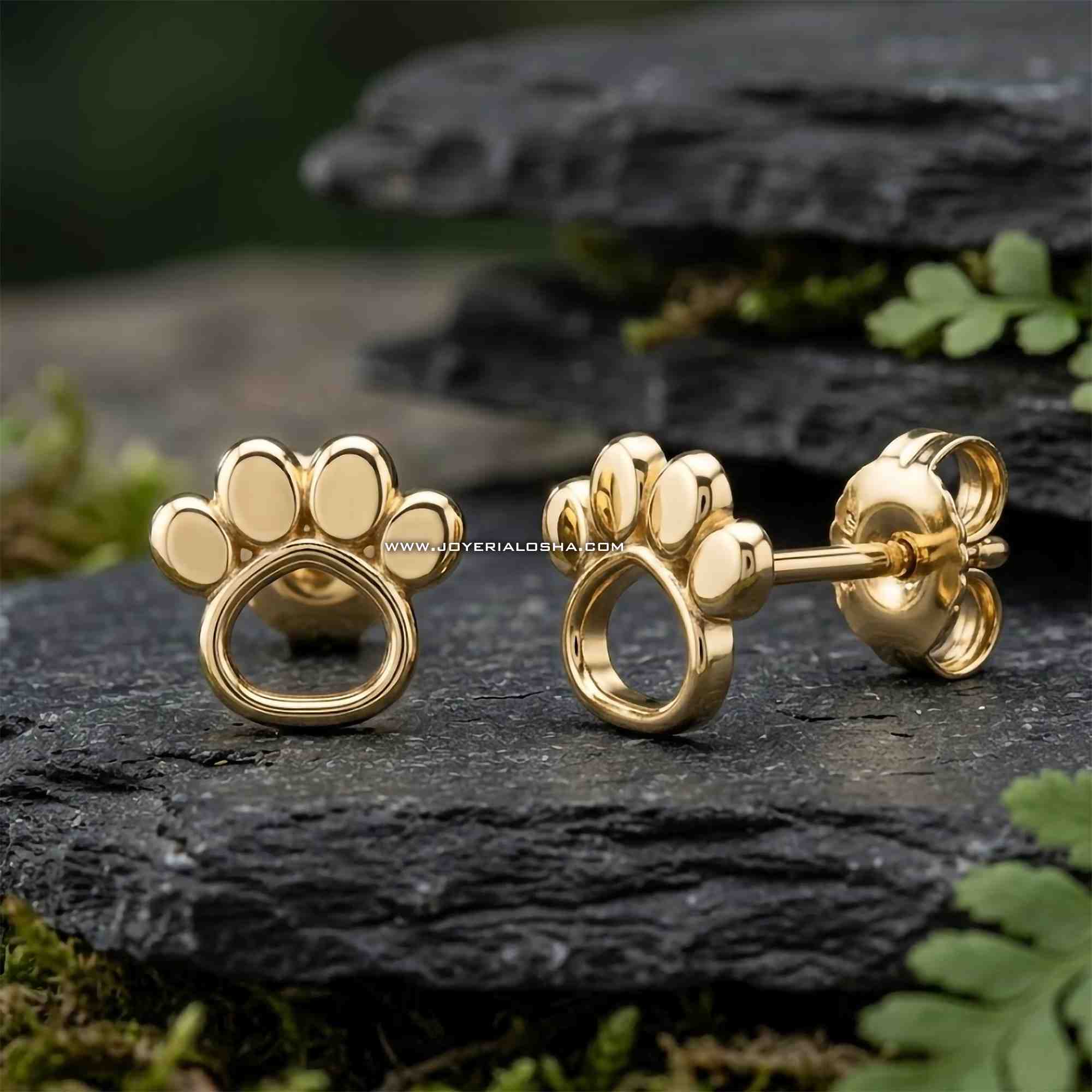 Aretes Huellita Calada en Oro 18k "Pasión Pet"