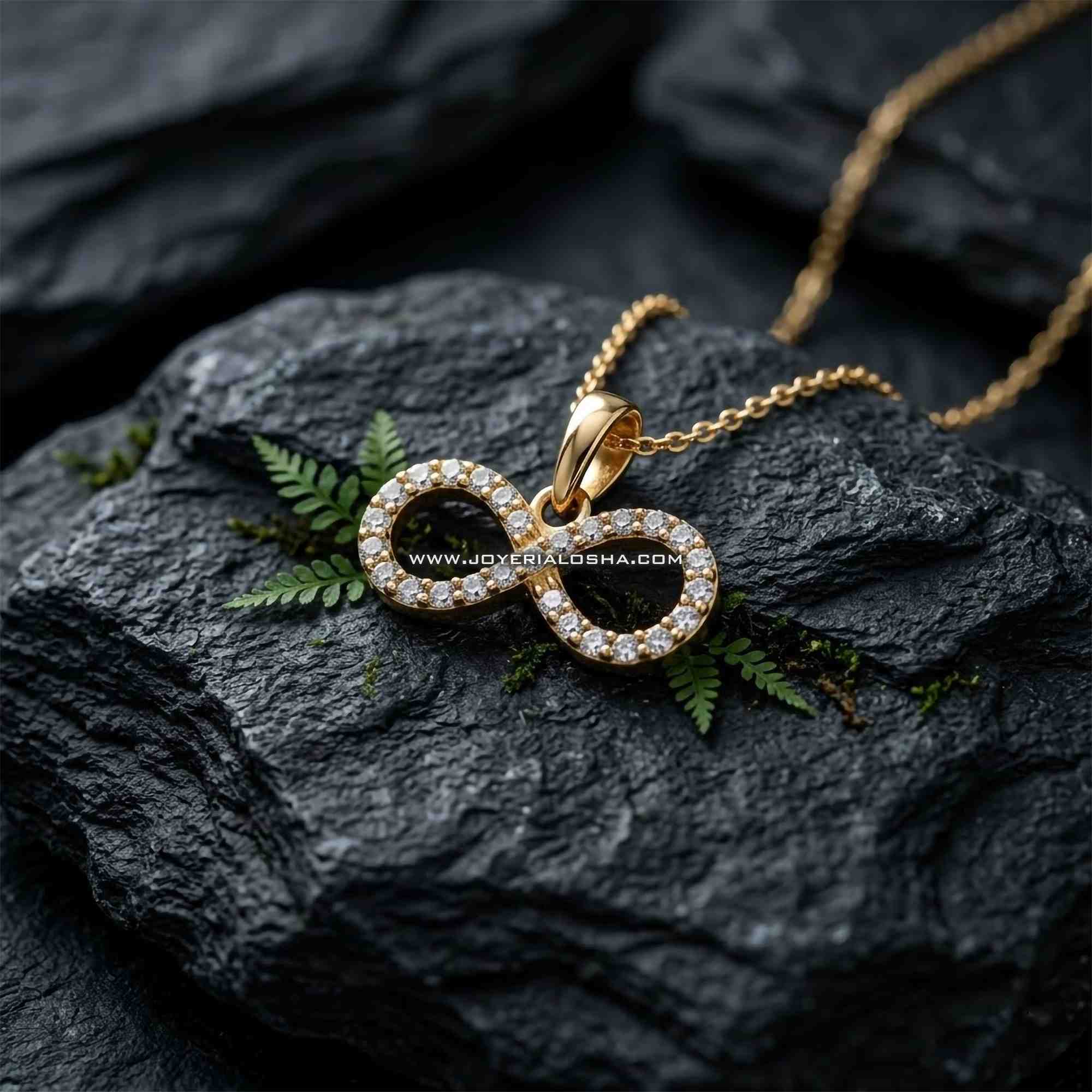 Dije Infinito de Brillo Eterno en Oro 18k - "Luz del Destino"