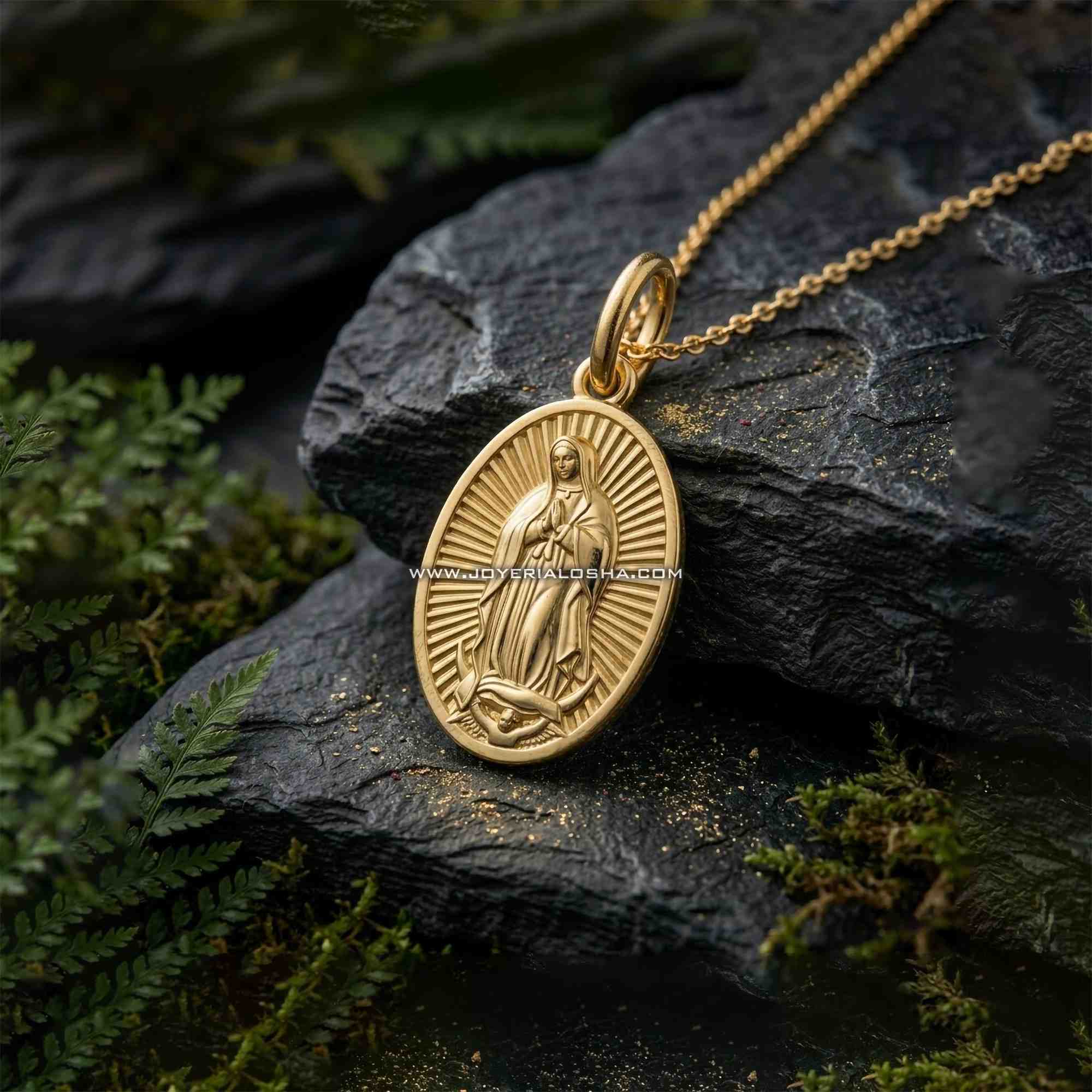 Dije Medalla Virgen de Guadalupe en Oro 18k - Devoción Eterna