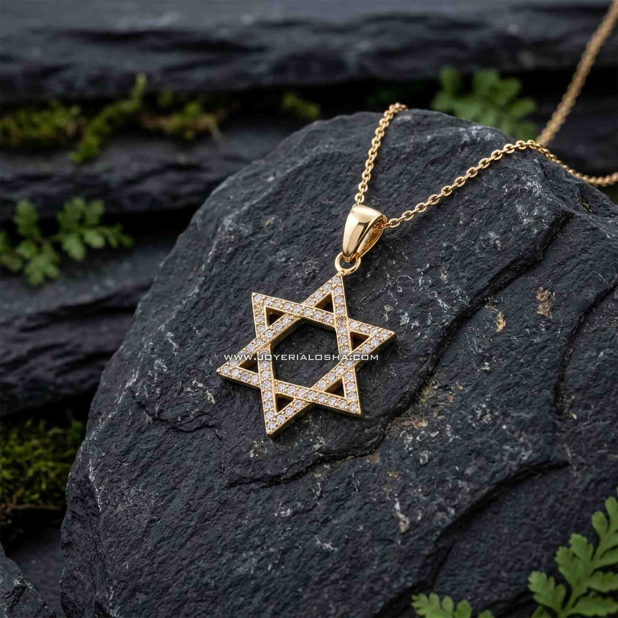 Dije Estrella de David Mística en Oro 18k